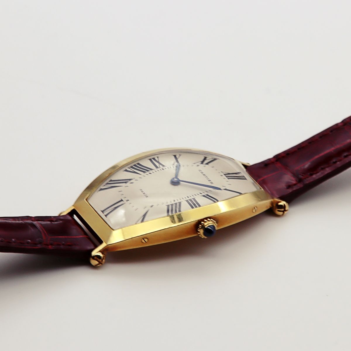 Martino Sassella - Cartier Tonneau Collection Privée