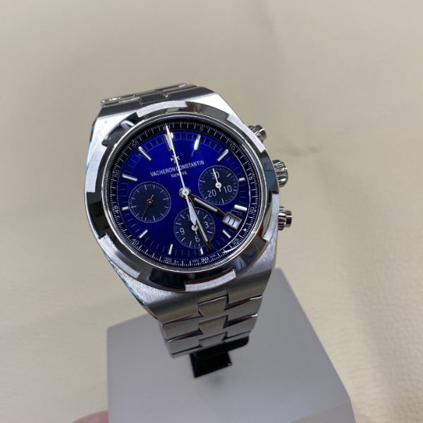 Vacheron Constantin Overseas Chronograph Automatic