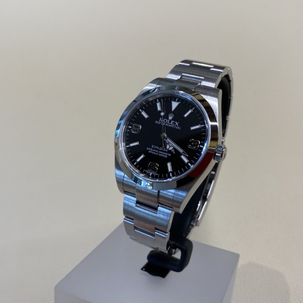 Rolex Explorer 214270